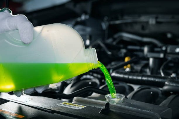 Líquido Refrigerante y Temperatura del Motor Líquido Refrigerante y Temperatura del Motor