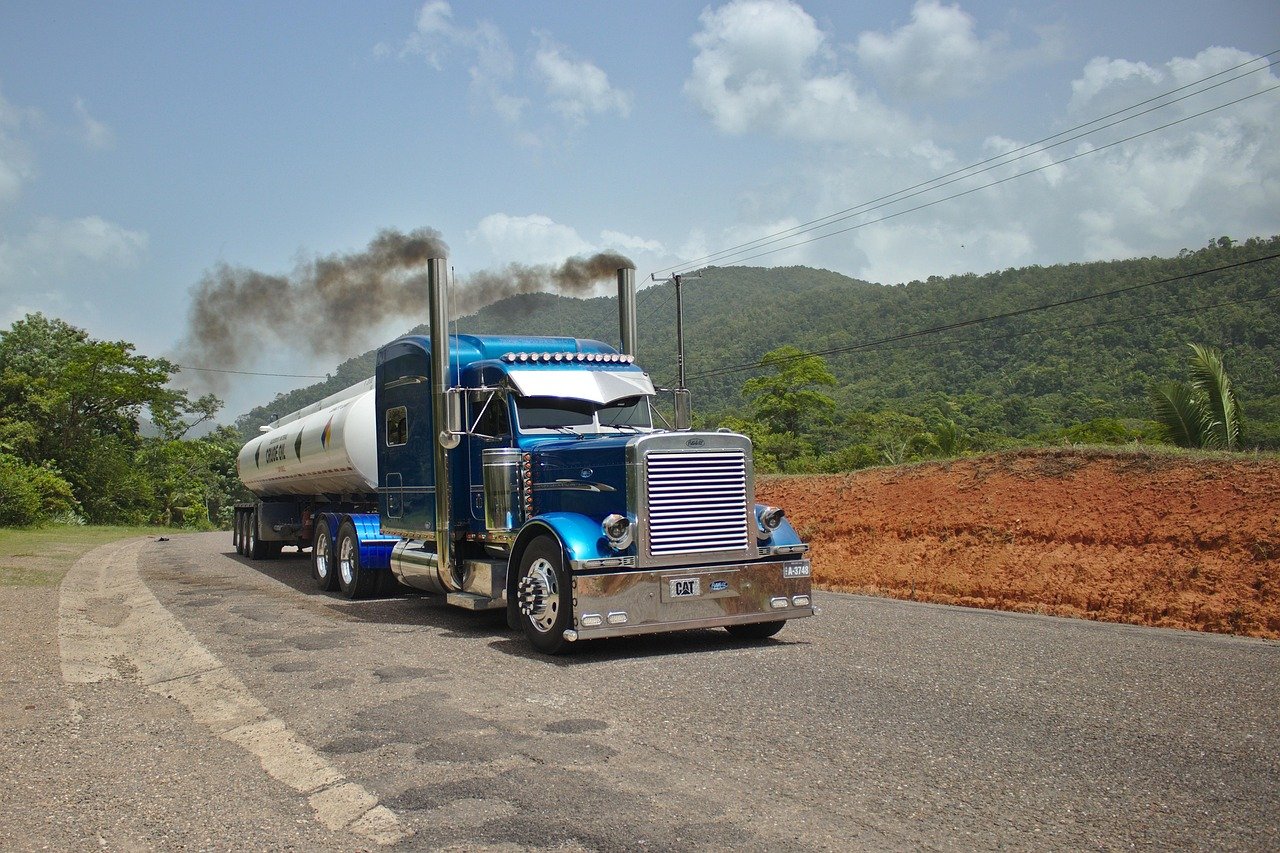 Conjunto articulado de seis ejes visto en lateral mostrando su configuración completa